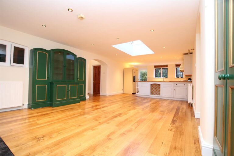 Forest Road, Colgate, Horsham