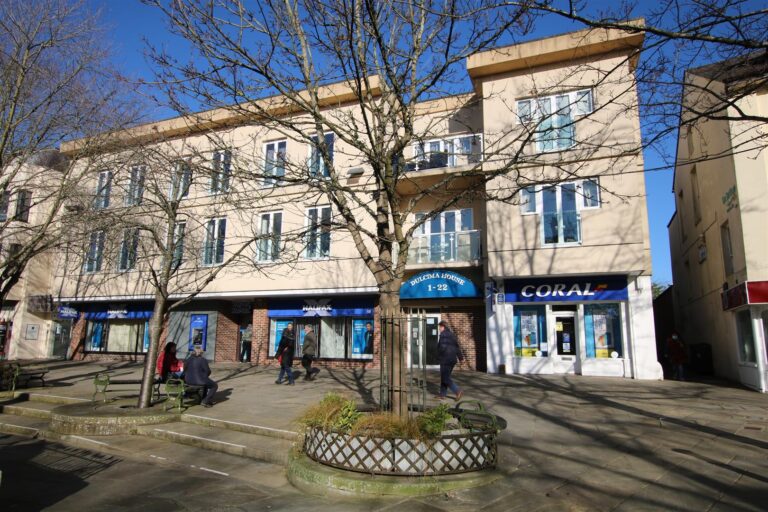 Dulcima House, Carfax