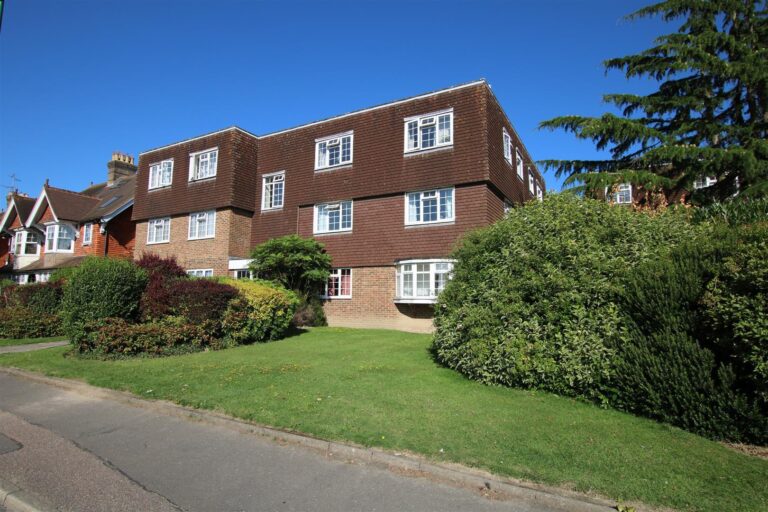 Chiltern Court, Horsham, West Sussex