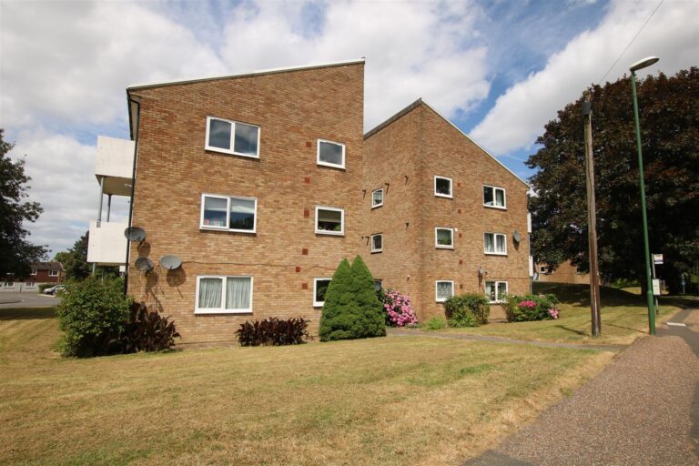 Blenheim Road, Horsham
