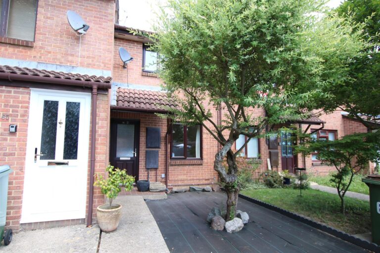 CHARRINGTON WAY, BROADBRIDGE HEATH