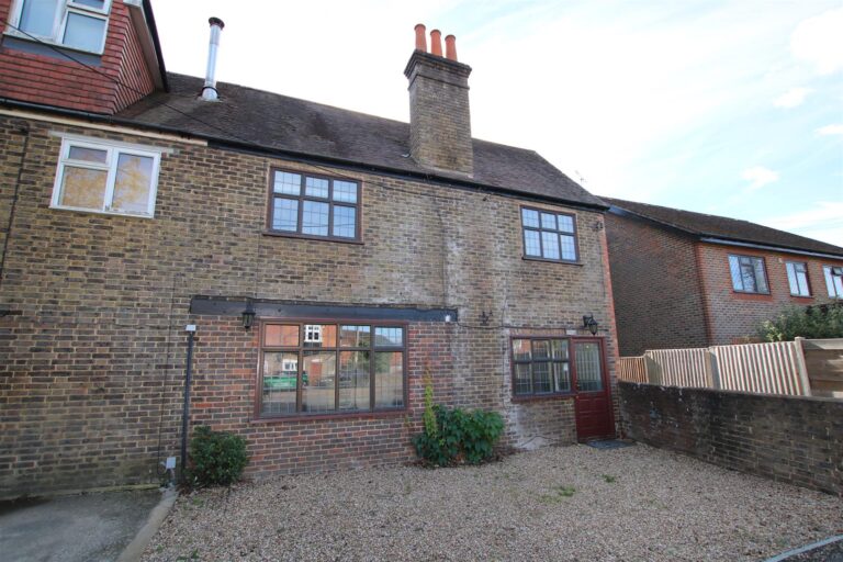 Billingshurst Road, Horsham
