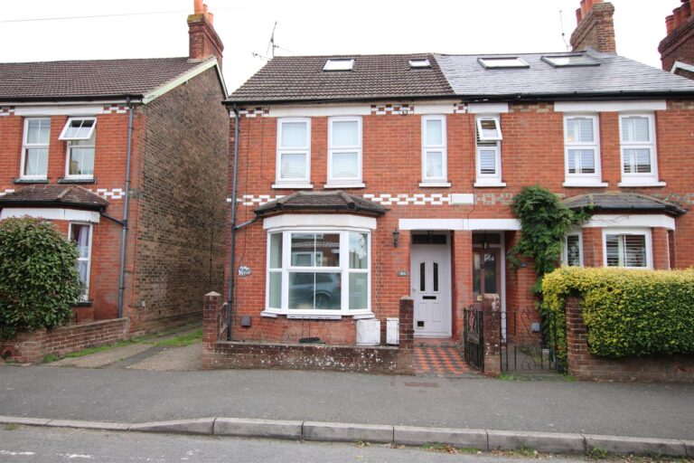 DEVONSHIRE ROAD, HORSHAM